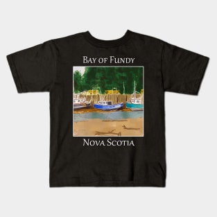 Boats grounded during low tide at the Bay of Fundy in Nova Scotia, Canada Kids T-Shirt